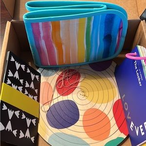 Lovevery 0-12 weeks items